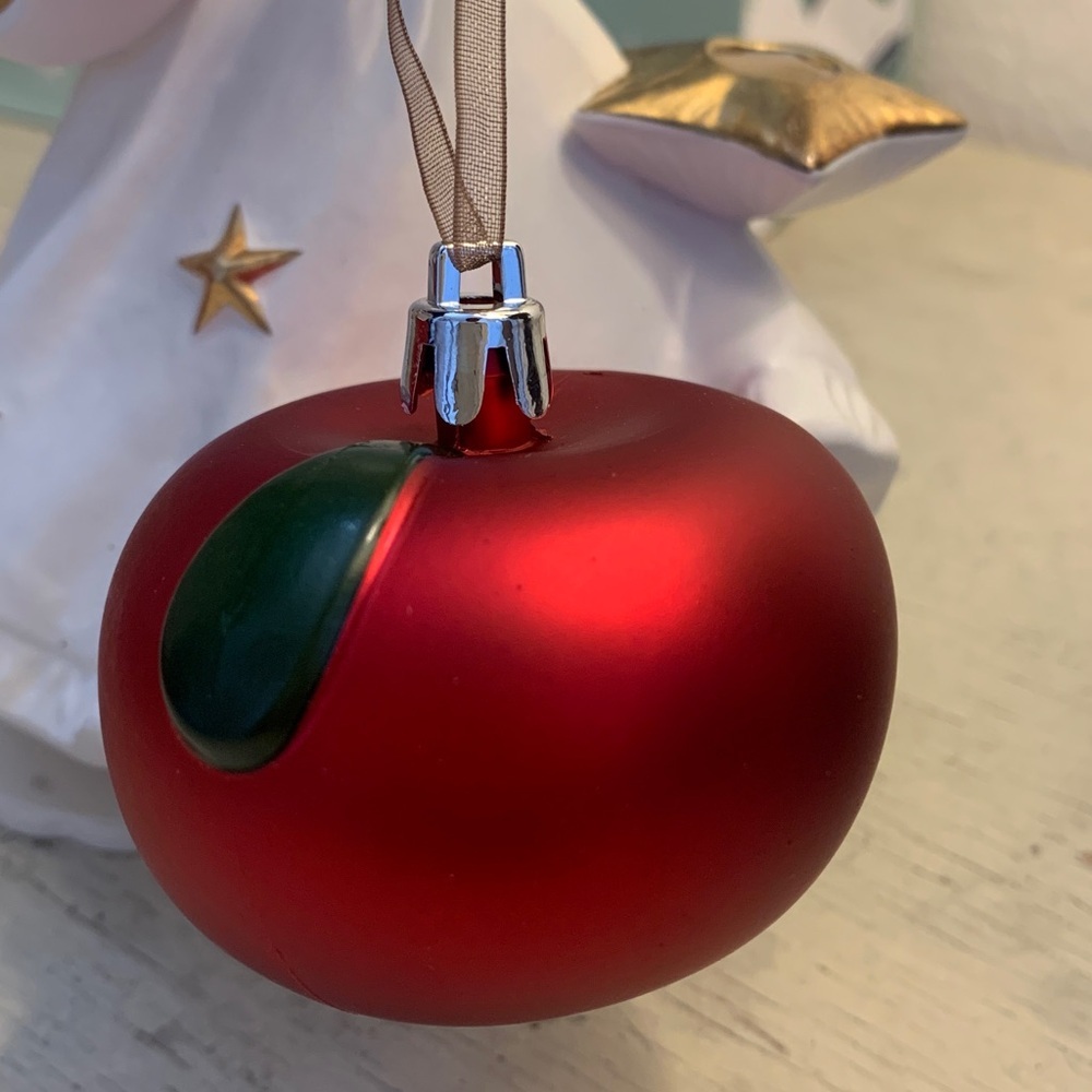 4 pc 🍎 IKEA Apple Christmas ornaments decorations holiday decor red fruit new - Picture 10 of 15